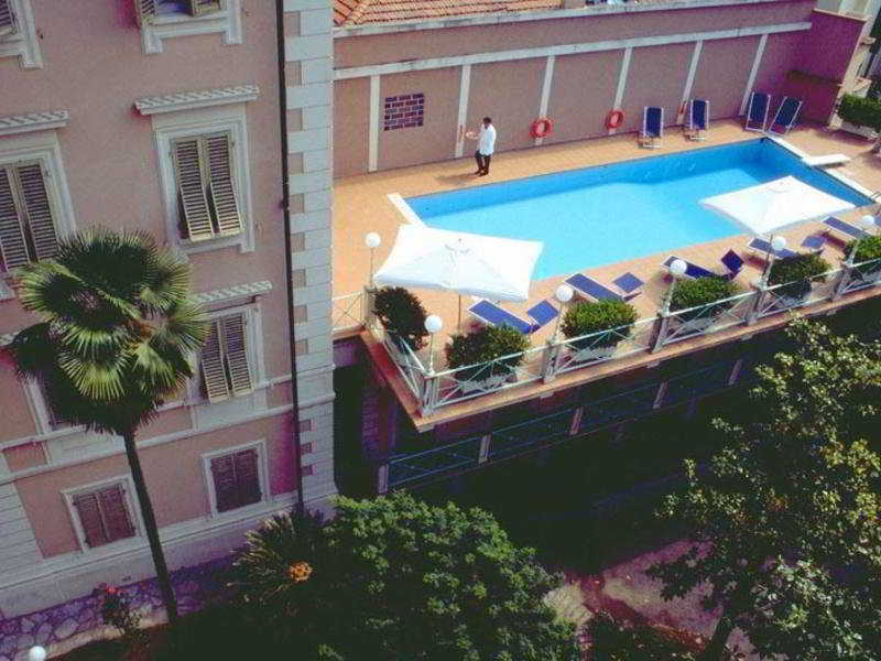 Grand Nizza Et Suisse